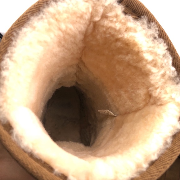 Minnetonka Olympia Sheepskin Winter Boots 8 - Picture 9 of 12